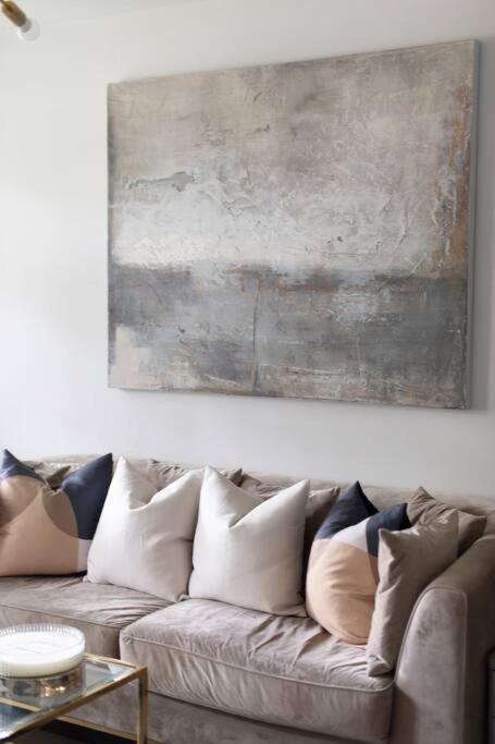 2 Bedroom Modern Urban Sanctuary 1Cc - Cherrydeal 런던 외부 사진