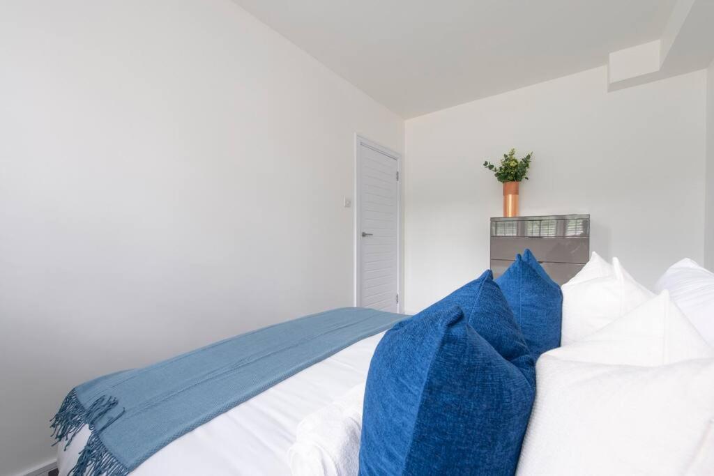 2 Bedroom Modern Urban Sanctuary 1Cc - Cherrydeal 런던 외부 사진