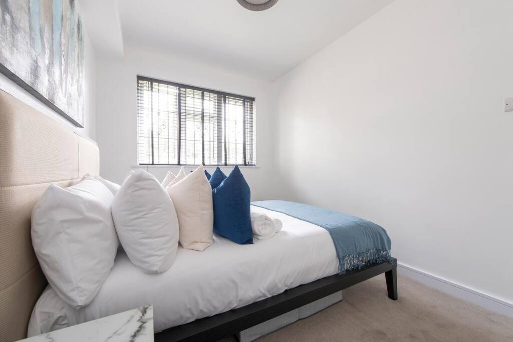 2 Bedroom Modern Urban Sanctuary 1Cc - Cherrydeal 런던 외부 사진